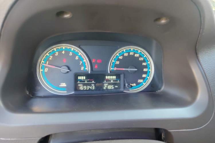 Used Baojun 730 2015 1.8L Manual Luxury Navigation ESP Version 7-seater Instrument Cluster