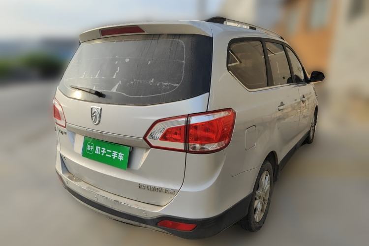 Used Baojun 730 2015 1.8L Manual Luxury Navigation ESP Version 7-seater Rear Right 45 Deg