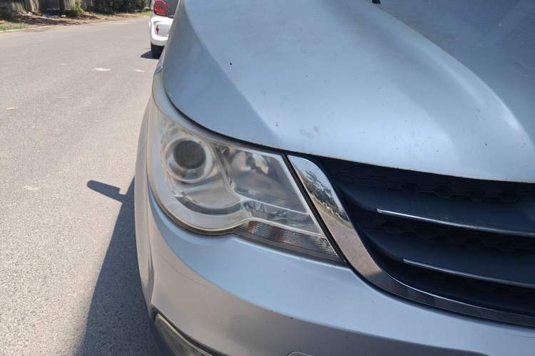 Used Baojun 730 2015 1.8L Manual Luxury Navigation ESP Version 7-seater Right Front Headlight
