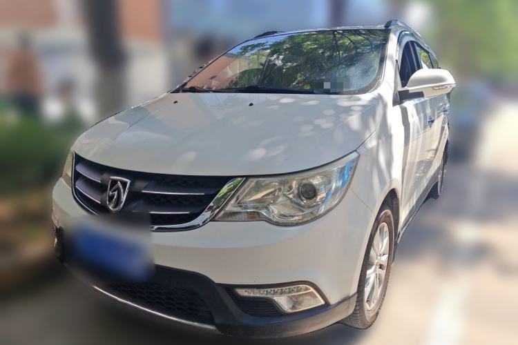 Used Baojun 730 2015 1.8L Manual Luxury Navigation ESP Version 7-seater Guazi used car, China used car export, Used car for sale, Used Baojun cars, Cheapest cars for sale