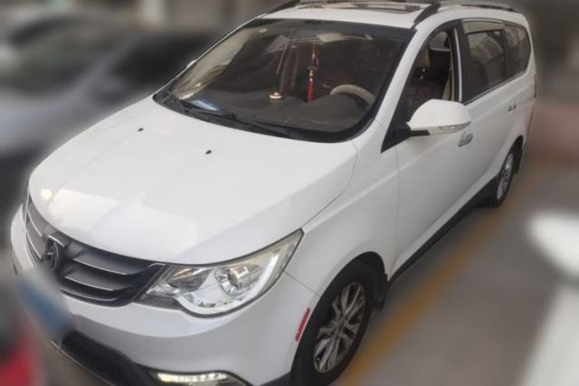 Used Baojun 730 2015 1.8L Manual Luxury Navigation ESP Version 7-seater