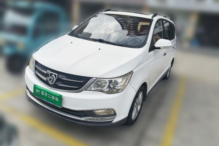 Used Baojun 730 2015 1.8L Manual Luxury Navigation ESP Version 7-seater Guazi used car, China used car export, Used car for sale, Used cars, Cheapest cars for sale