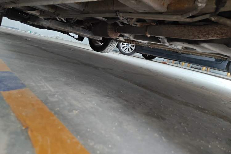 Used Baojun 730 2015 1.8L Manual Comfort ESP Version 7-seater Chassis Front Left