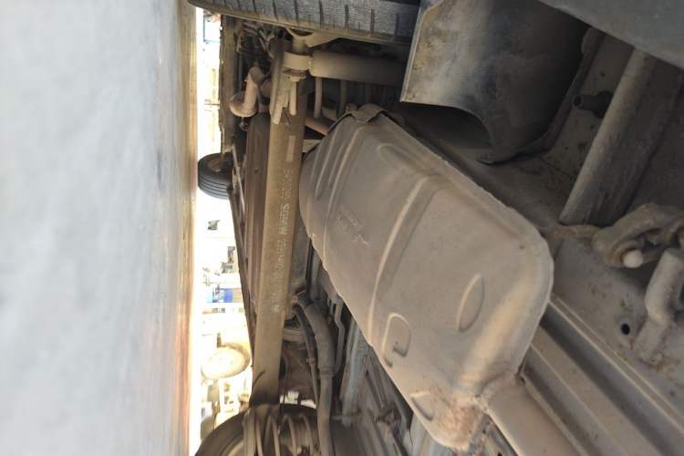 Used Baojun 730 2015 1.8L Manual Comfort ESP Version 7-seater Chassis Rear Left