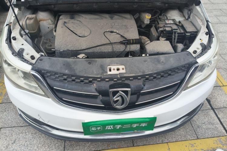 Used Baojun 730 2015 1.8L Manual Luxury Navigation ESP Version 7-seater Engine Bay