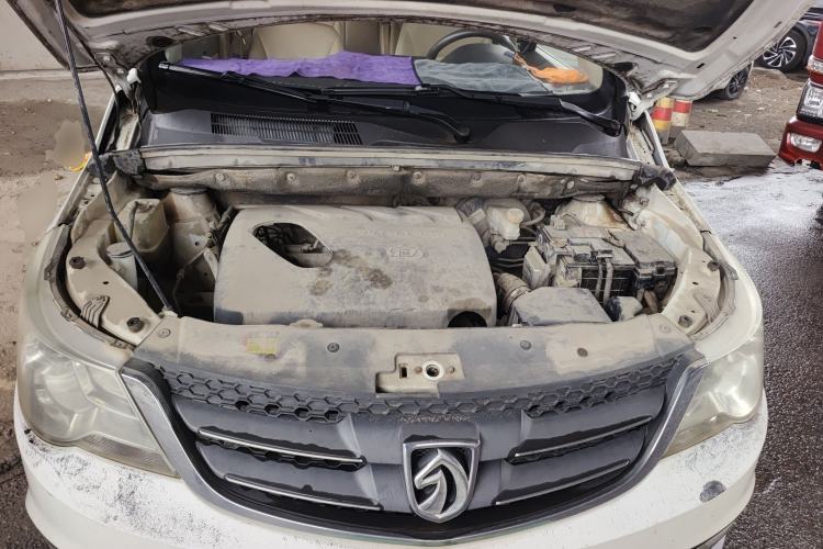 Used Baojun 730 2015 1.8L Manual Comfort ESP Version 7-seater Engine Bay