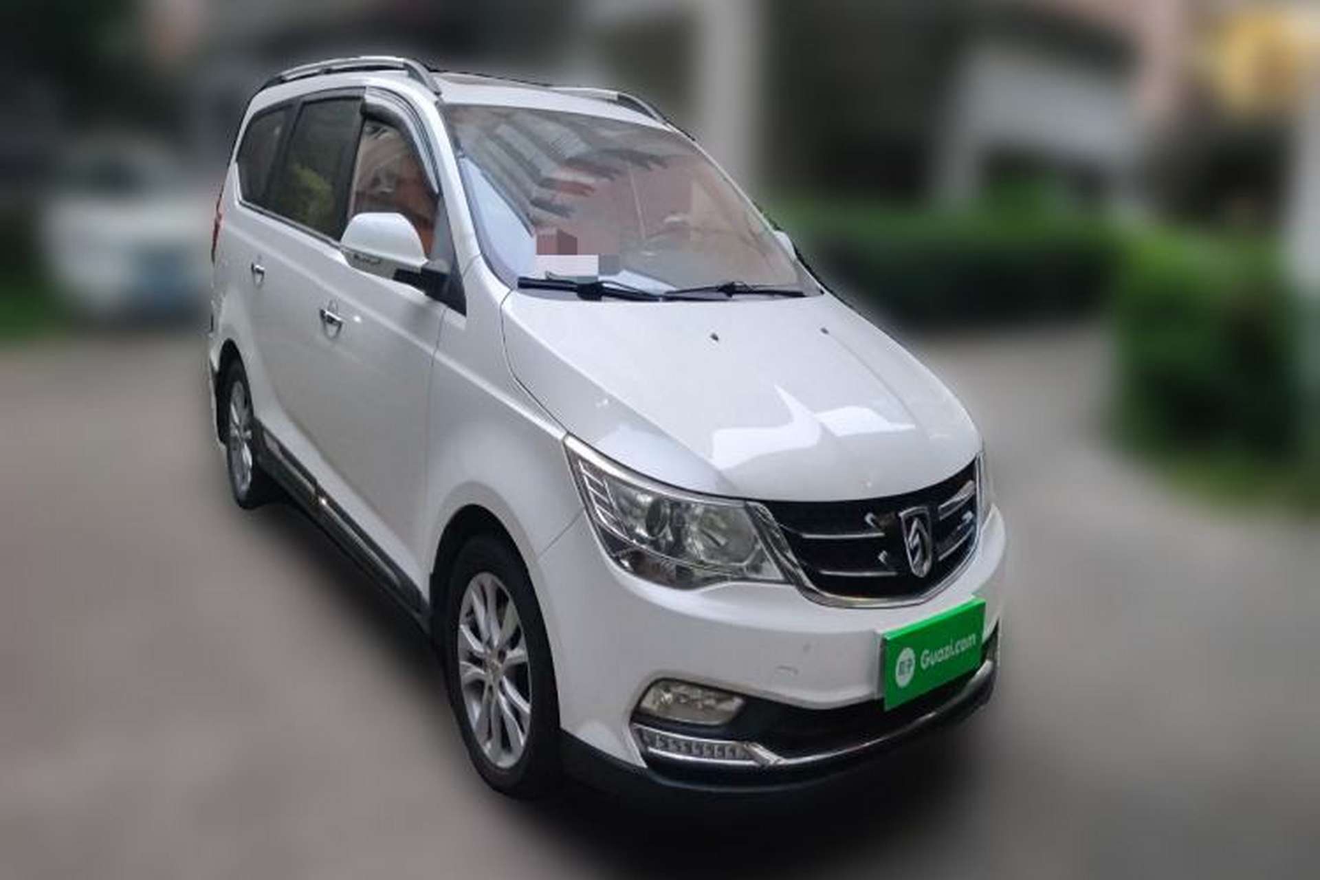 Used Baojun 730 2015 1.8L Manual Luxury Navigation ESP Version 7-seater Front Right 45 Deg