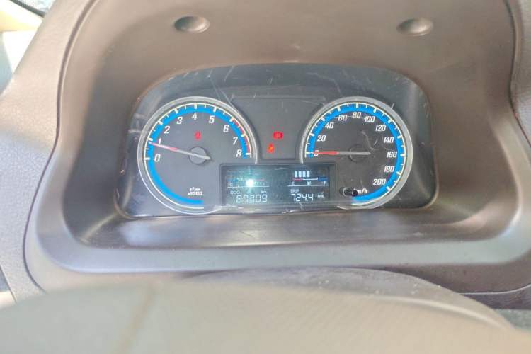 Used Baojun 730 2015 1.8L Manual Luxury Navigation ESP Version 7-seater Instrument Cluster