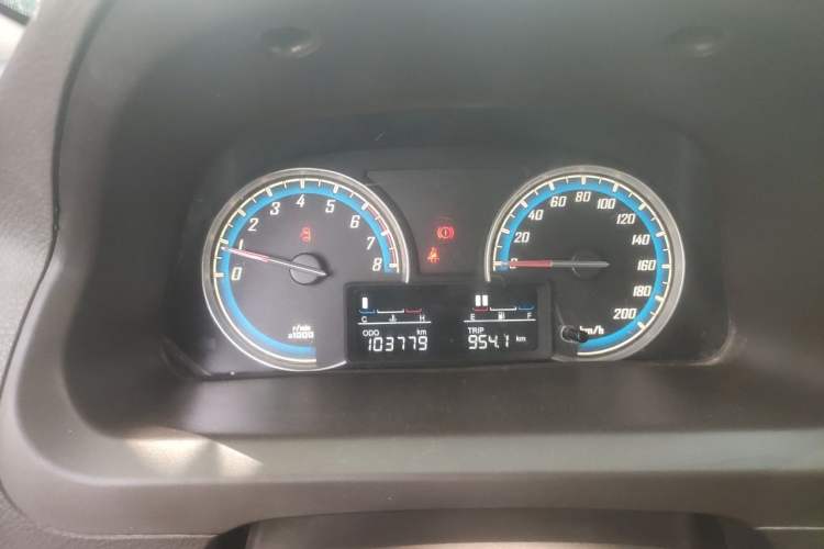 Used Baojun 730 2015 1.8L Manual Comfort ESP Version 7-seater Instrument Cluster