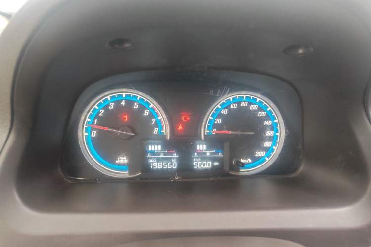 Used Baojun 730 2015 1.8L Manual Luxury Navigation ESP Version 7-seater Instrument Cluster