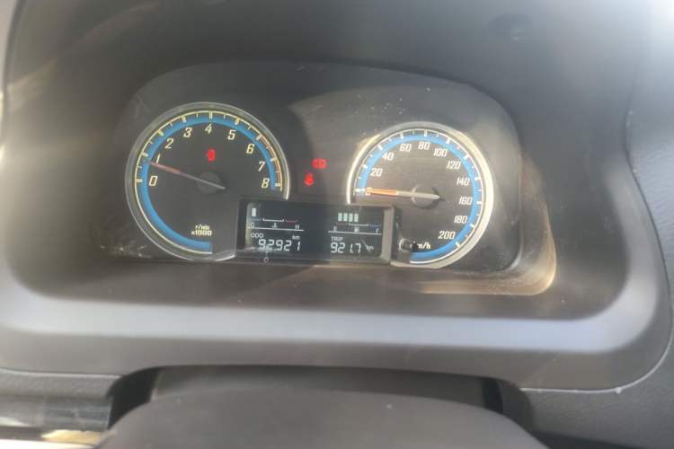 Used Baojun 730 2015 1.8L Manual Luxury Navigation ESP Version 7-seater Instrument Cluster