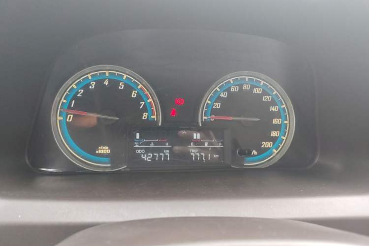 Used Baojun 730 2015 1.8L Manual Luxury Navigation ESP Version 7-seater Instrument Cluster