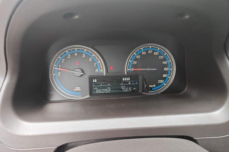 Used Baojun 730 2015 1.8L Manual Comfort ESP Version 7-seater Instrument Cluster