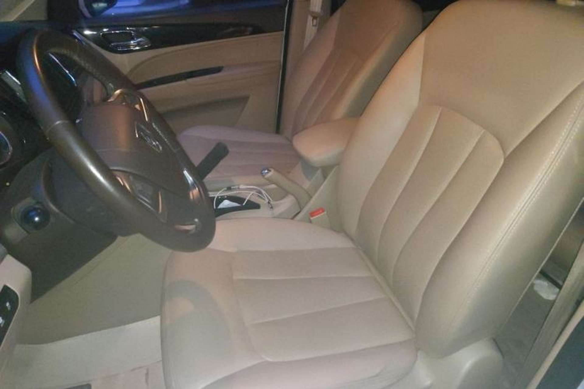 Used Baojun 730 2015 1.8L Manual Luxury Navigation ESP Version 7-seater Left Front Seat