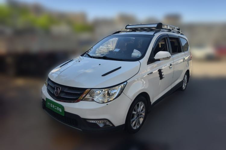 Used Baojun 730 2015 1.8L Manual Luxury Navigation ESP Version 7-seater Guazi used car, China used car export, Used car for sale, Used Baojun cars, Cheapest cars for sale