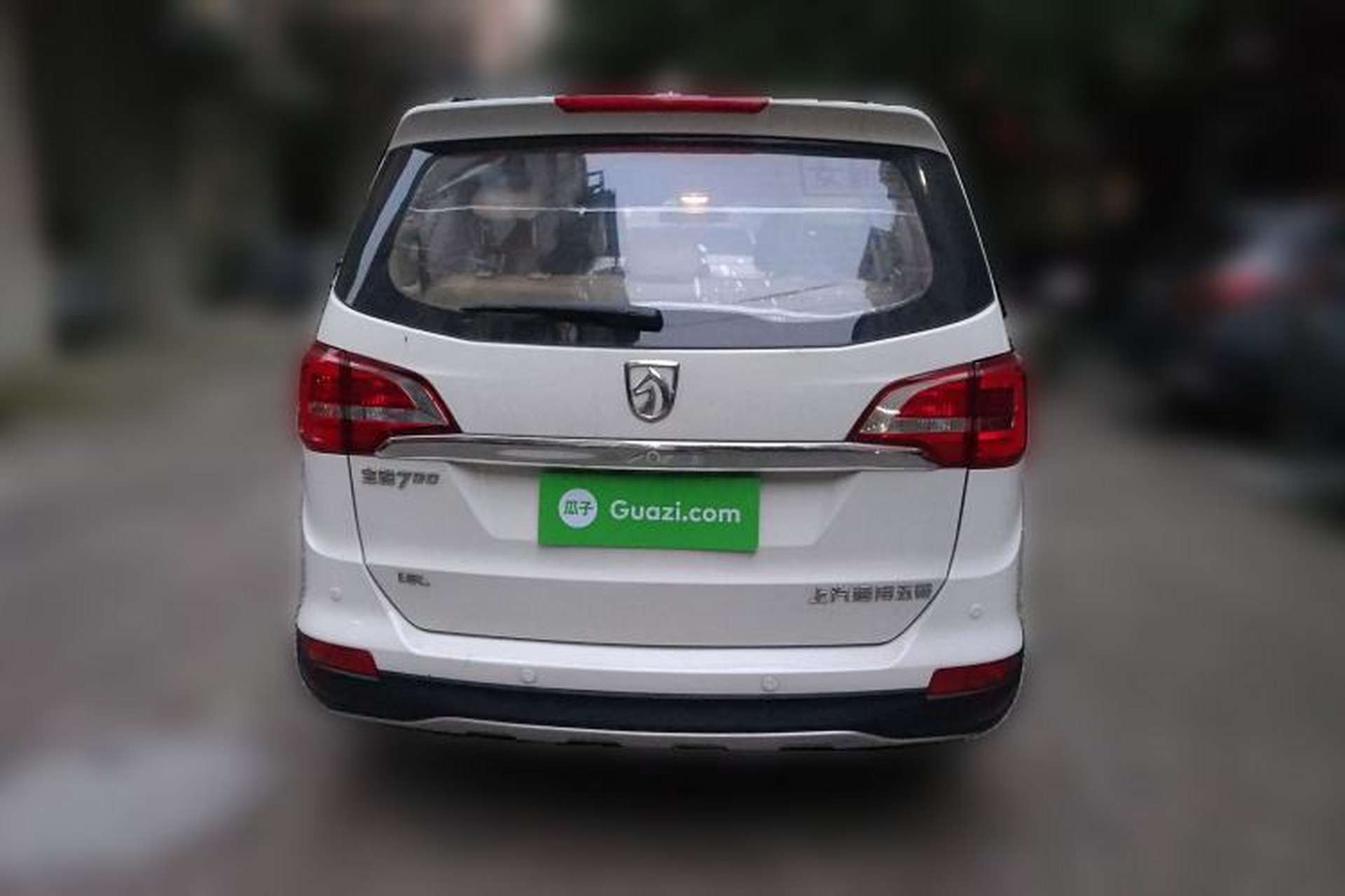 Used Baojun 730 2015 1.8L Manual Luxury Navigation ESP Version 7-seater Rear
