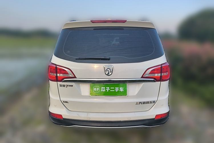 Used Baojun 730 2015 1.8L Manual Luxury Navigation ESP Version 7-seater Rear