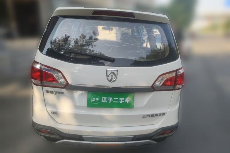 Used Baojun 730 2015 1.8L Manual Luxury Navigation ESP Version 7-seater Rear