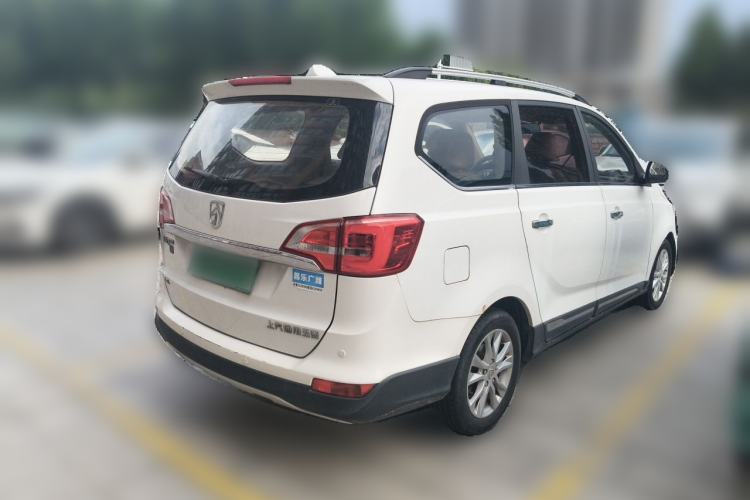 Used Baojun 730 2015 1.8L Manual Luxury Navigation ESP Version 7-seater Rear Right 45 Deg