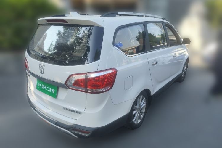 Used Baojun 730 2015 1.8L Manual Luxury Navigation ESP Version 7-seater Rear Right 45 Deg