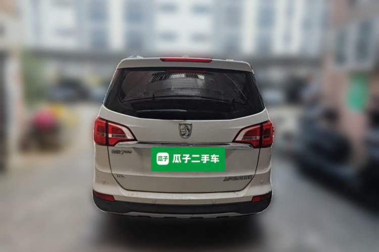 Used Baojun 730 2015 1.8L Manual Luxury Navigation ESP Version 7-seater Rear