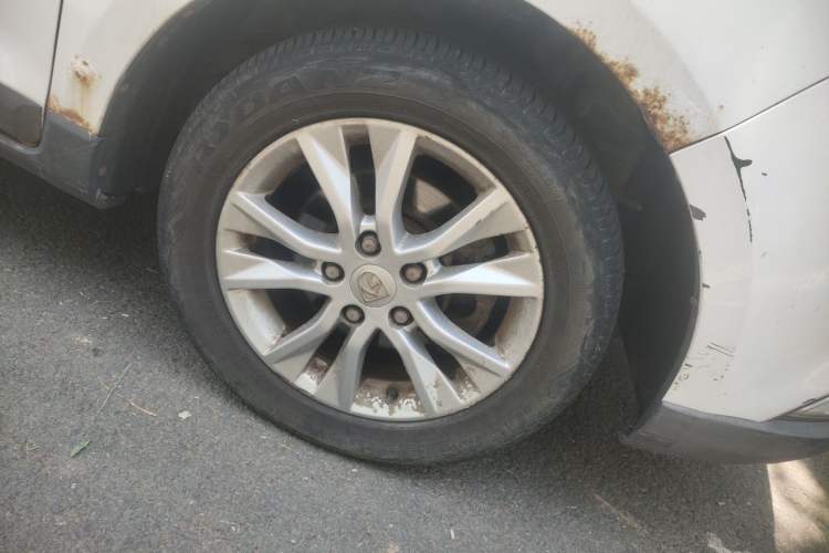 Used Baojun 730 2015 1.8L Manual Comfort ESP Version 7-seater Right Front Wheel Hub