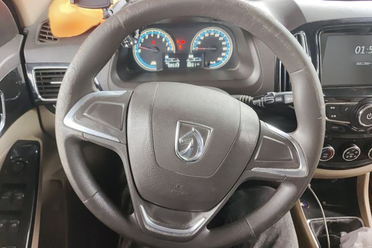 Used Baojun 730 2015 1.8L Manual Comfort ESP Version 7-seater Steering Wheel