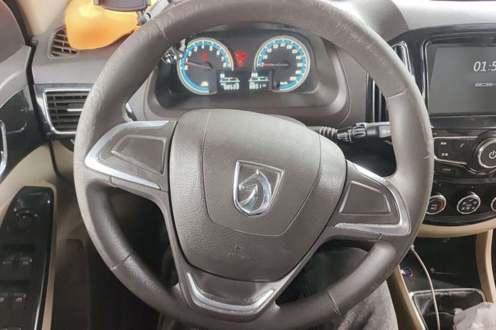 Used Baojun 730 2015 1.8L Manual Comfort ESP Version 7-seater Steering Wheel