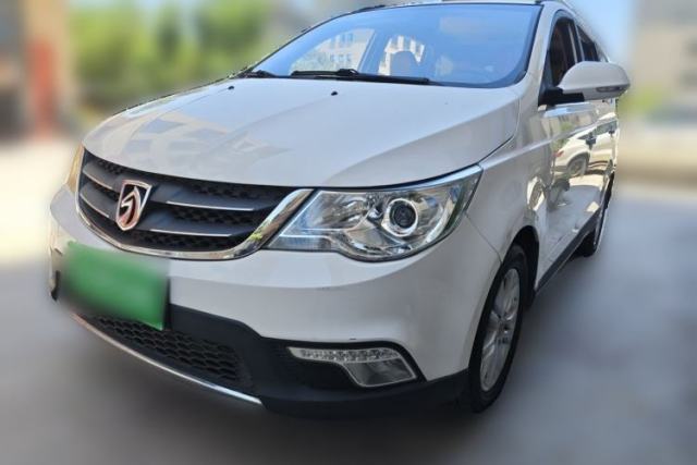 Used Baojun 730 2015 1.8L Manual Comfort ESP Version 7-seater