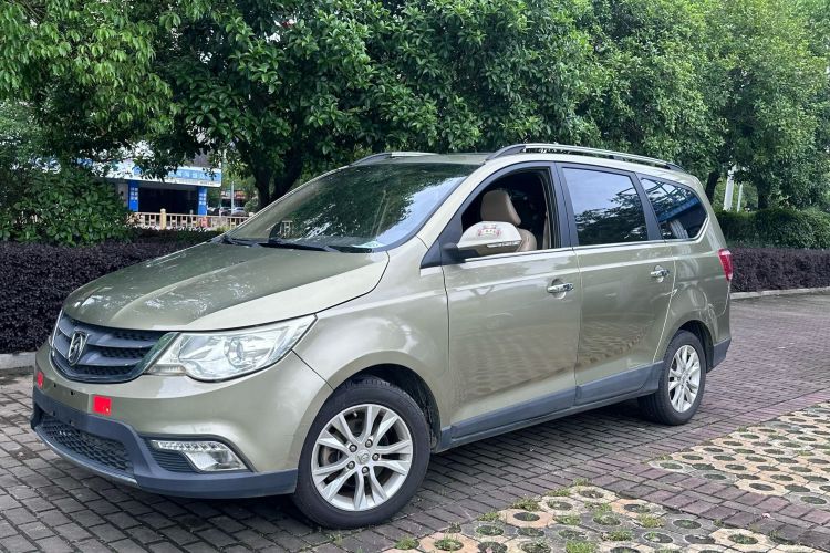 Used Baojun 730 2015 1.8L Manual Luxury Navigation ESP Version 7-seater Left Front Headlight
