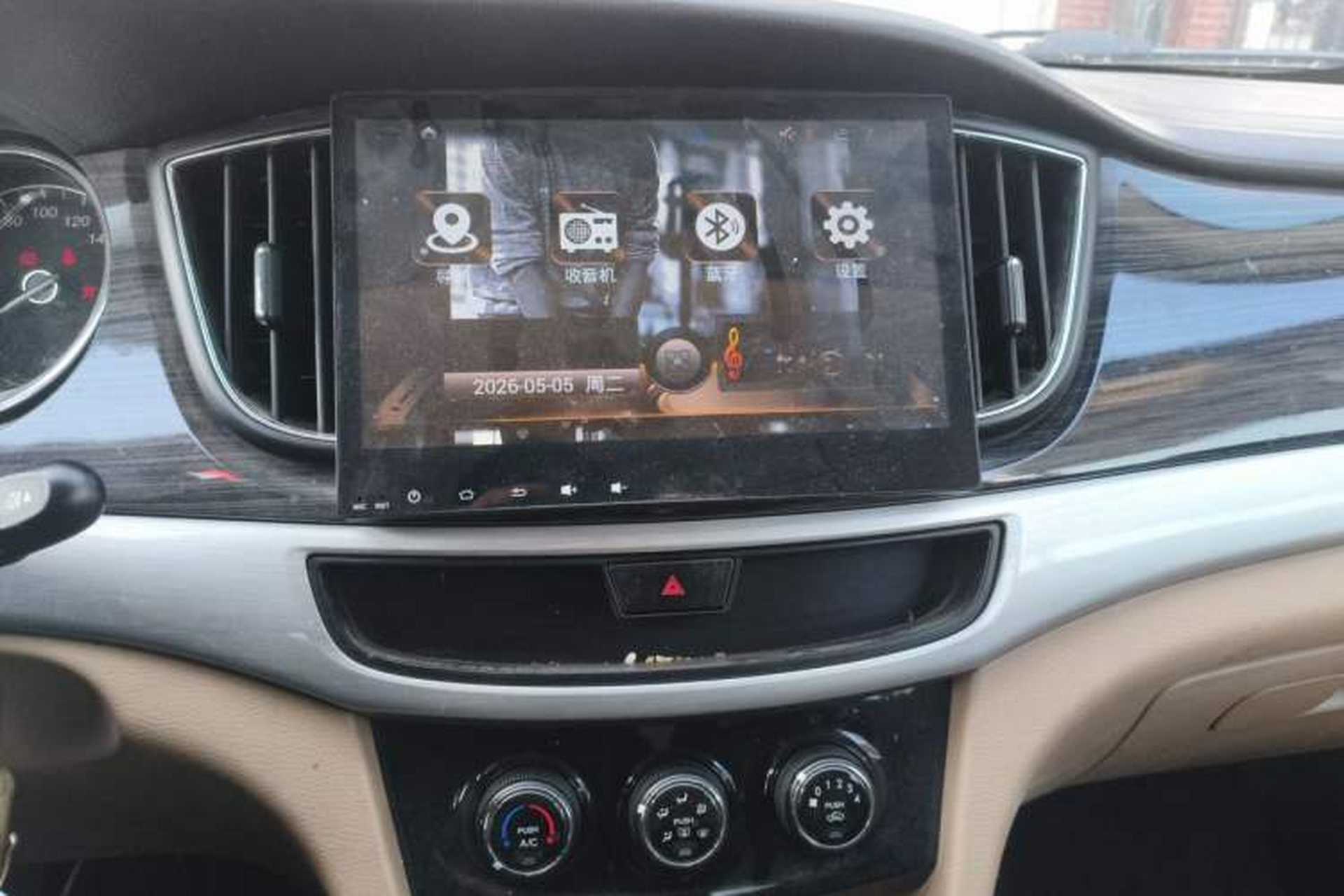 Used Baojun 730 2016 1.5L Manual Comfort Version 7 Seats China V Emission Standard Audio And AC Panel