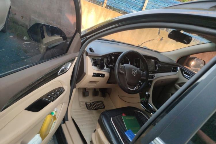 Used Baojun 730 2016 1.8L Manual Luxury Edition 7 Seats Driver Seat