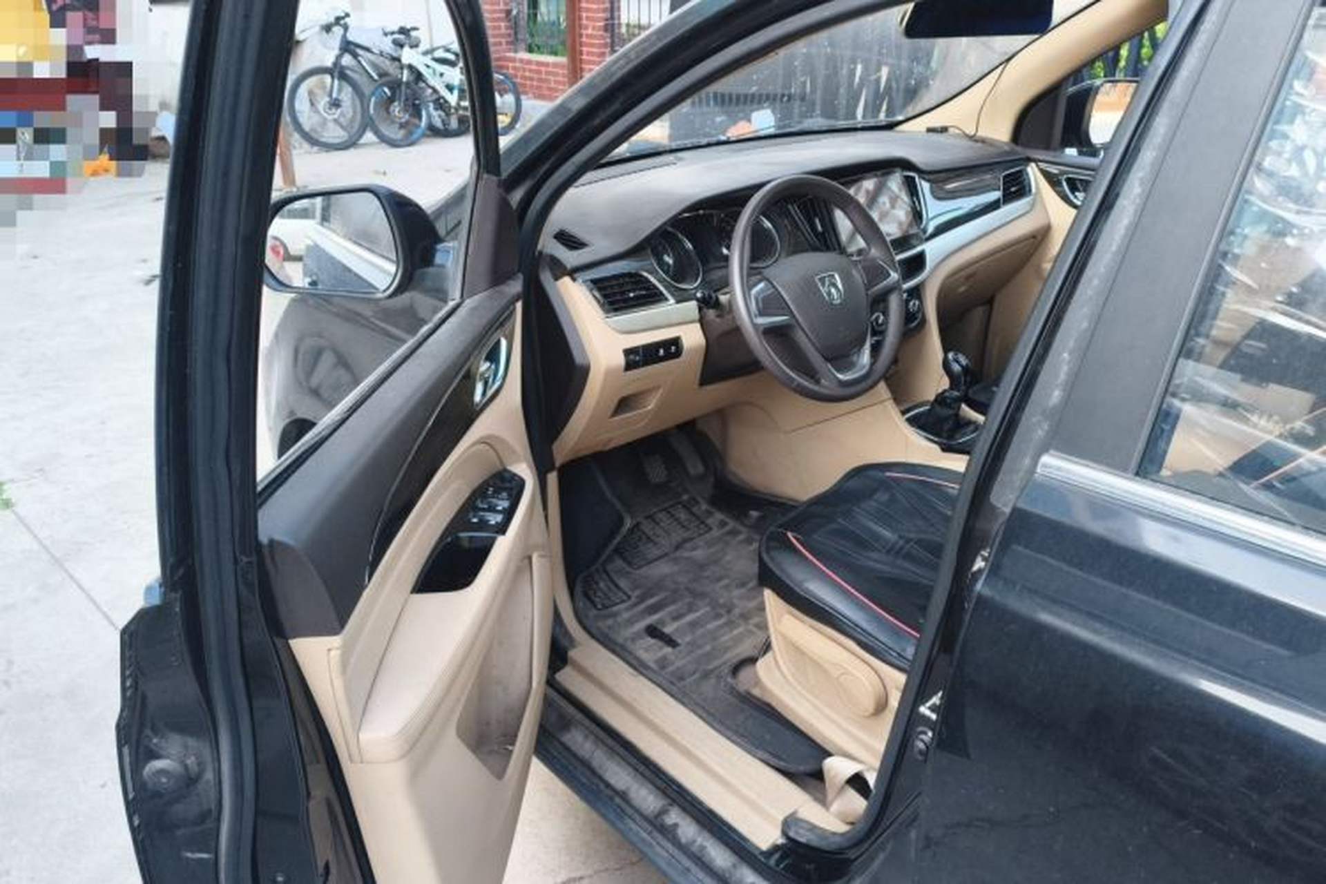 Used Baojun 730 2016 1.5L Manual Comfort Version 7 Seats China V Emission Standard Driver Seat