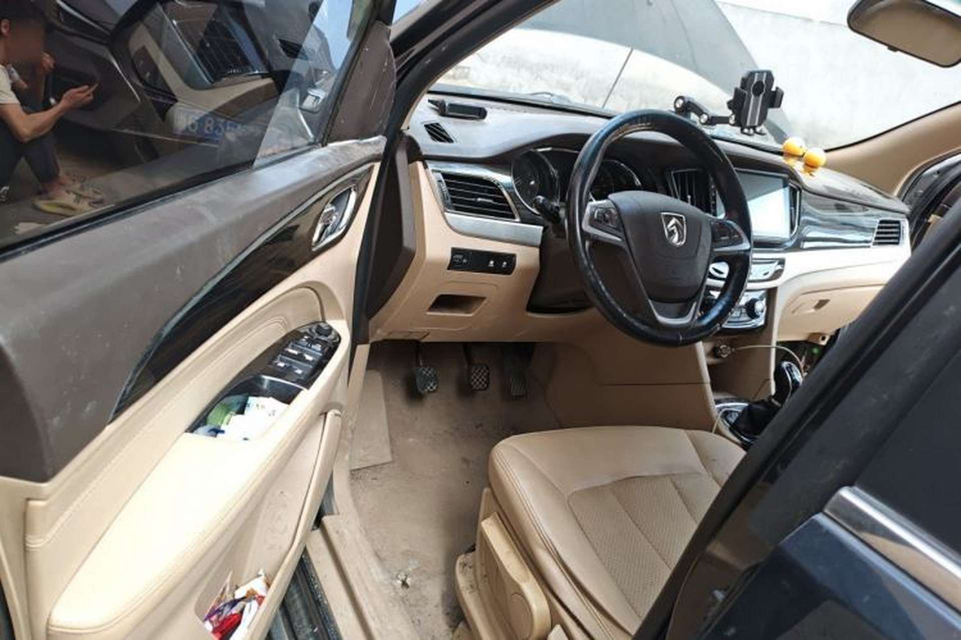 Used Baojun 730 2016 1.8L Manual Luxury Edition 7 Seats Driver Seat