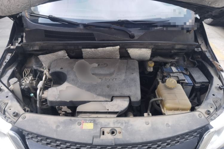 Used Baojun 730 2016 1.5L Manual Luxury Edition 7 Seats Engine Bay