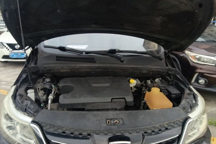 Used Baojun 730 2016 1.5L Manual Comfort Version 7 Seats China V Emission Standard Engine Bay