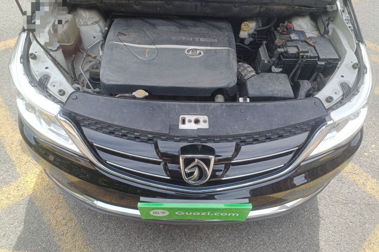 Used Baojun 730 2016 1.8L Manual Comfort Version 7 Seats Engine Bay