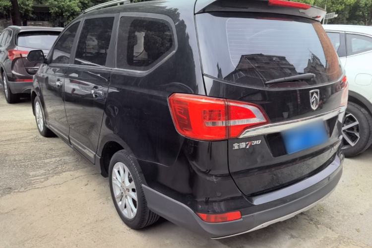 Used Baojun 730 2016 1.5L Manual Comfort Version 7 Seats China V Emission Standard Exterior 2