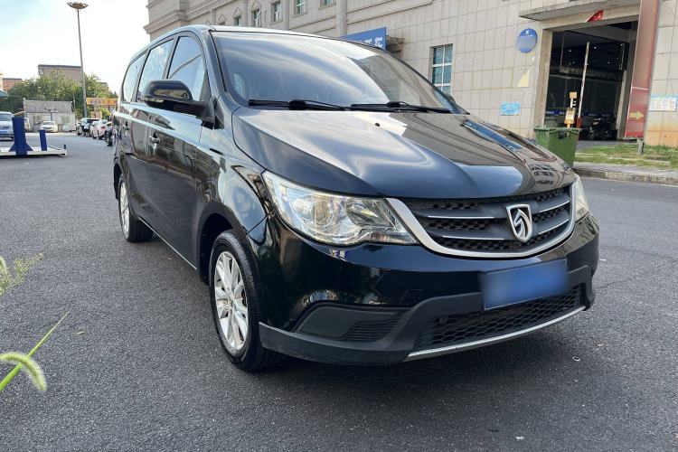 Used Baojun 730 2016 1.5L Manual Value Edition 7 Seats China V Emission Standard Exterior 2