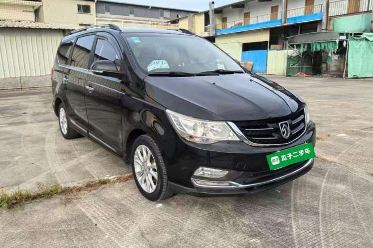 Used Baojun 730 2016 1.5L Manual Comfort Version 7 Seats China V Emission Standard Exterior 2