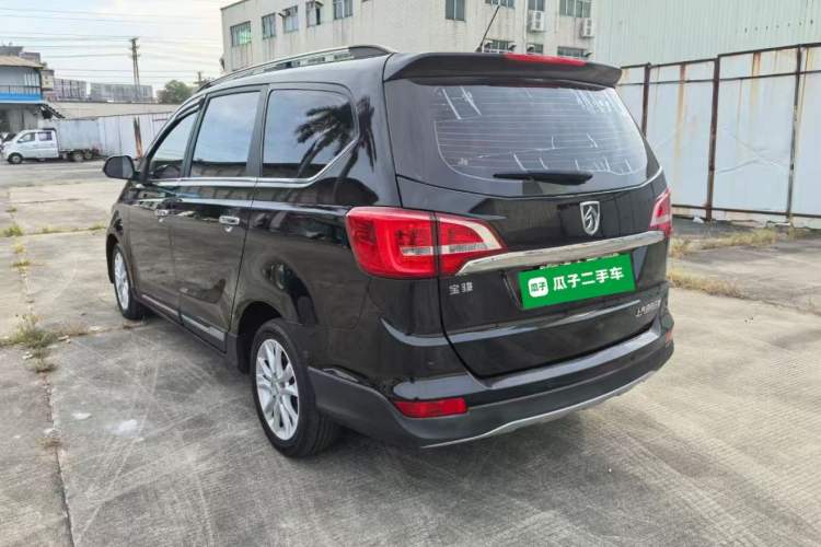 Used Baojun 730 2016 1.5L Manual Comfort Version 7 Seats China V Emission Standard Exterior 3