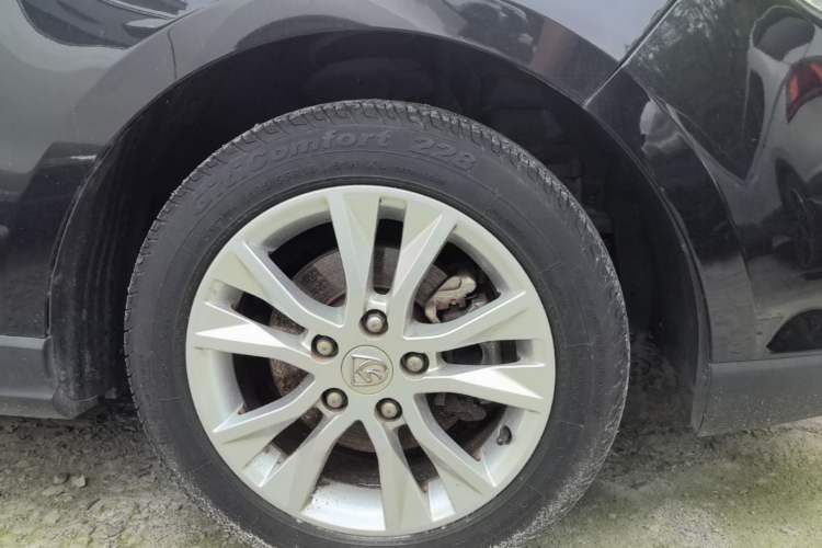 Used Baojun 730 2016 1.5L Manual Comfort Version 7 Seats China V Emission Standard Exterior 5