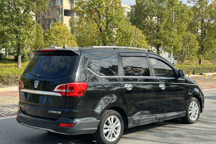 Used Baojun 730 2016 1.5T Manual Comfort Version 7 Seats Exterior 5