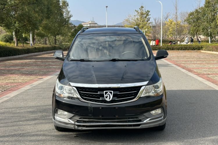 Used Baojun 730 2016 1.5T Manual Comfort Version 7 Seats Exterior 8