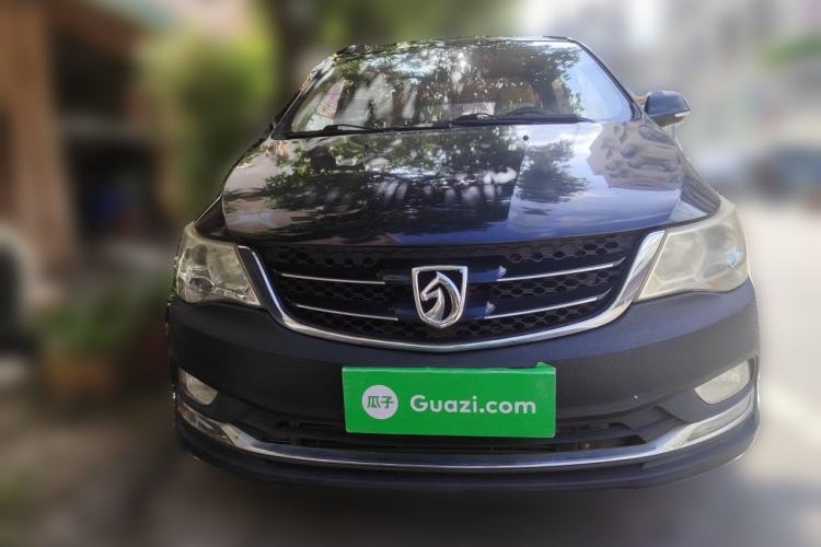 Used Baojun 730 2016 1.5T Manual Standard Version 7 Seats Front