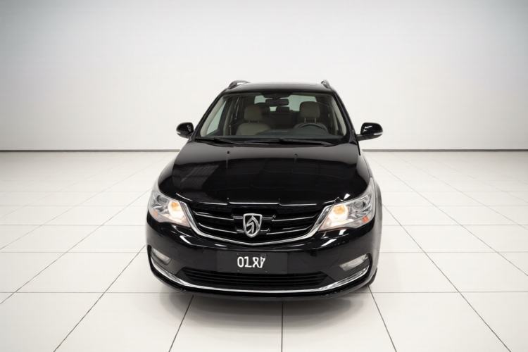 Used Baojun 730 2016 1.8L iAMT Luxury Model 7 Seats Front