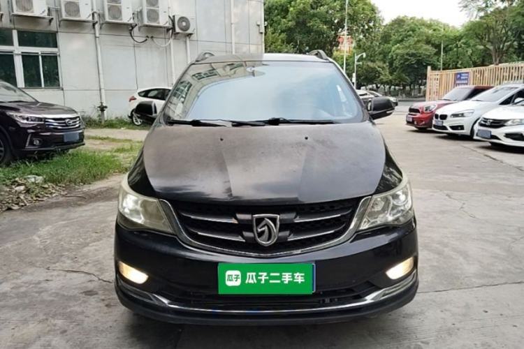 Used Baojun 730 2016 1.5T Manual Comfort Version 7 Seats Front