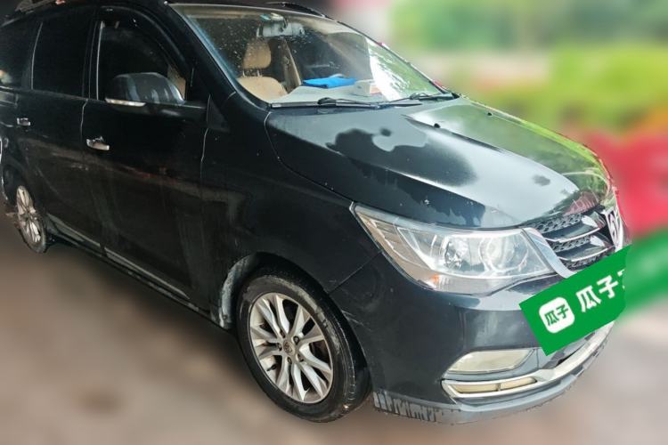 Used Baojun 730 2016 1.5T Manual Comfort Version 7 Seats Front Right 45 Deg