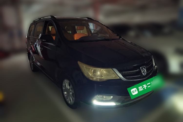 Used Baojun 730 2016 1.5T Manual Luxury Edition 7 Seats Front Right 45 Deg
