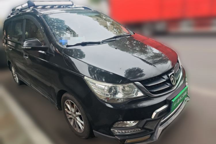 Used Baojun 730 2016 1.5T Manual Luxury Edition 7 Seats Front Right 45 Deg